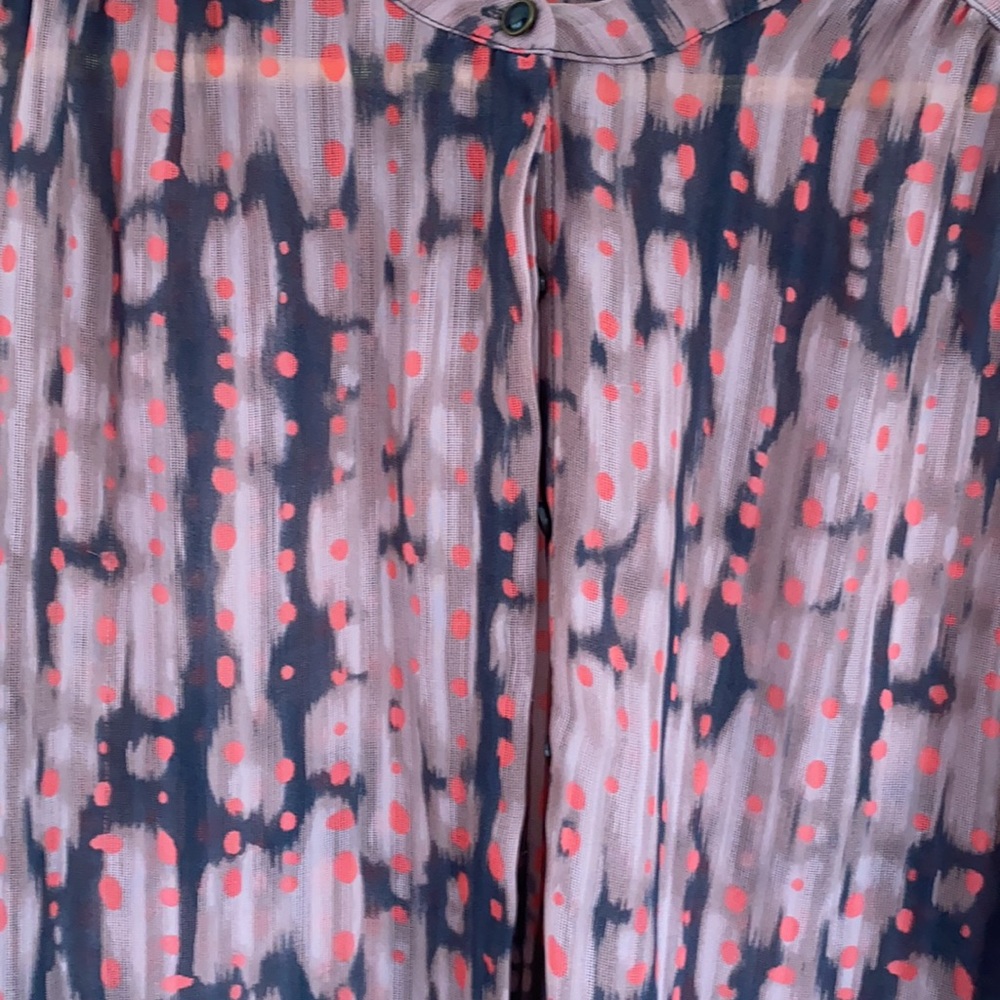 Pretty blouse - Picture 2 of 6